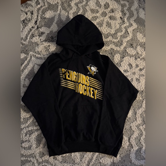 Pittsburgh Penguins NHL Sweatshirt🔹 - Picture 1 of 2